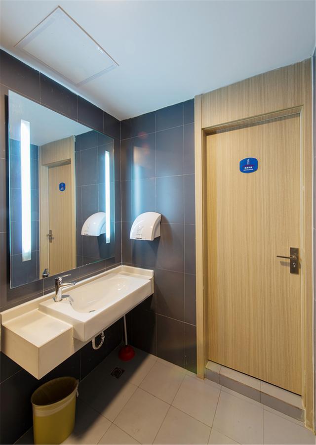 Hanting Hotel Shanghai Xin Hua Hospital Bagian luar foto
